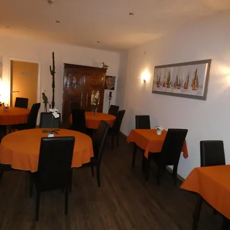 オテル ジャージー バルヌヴィル・カルトゥレ